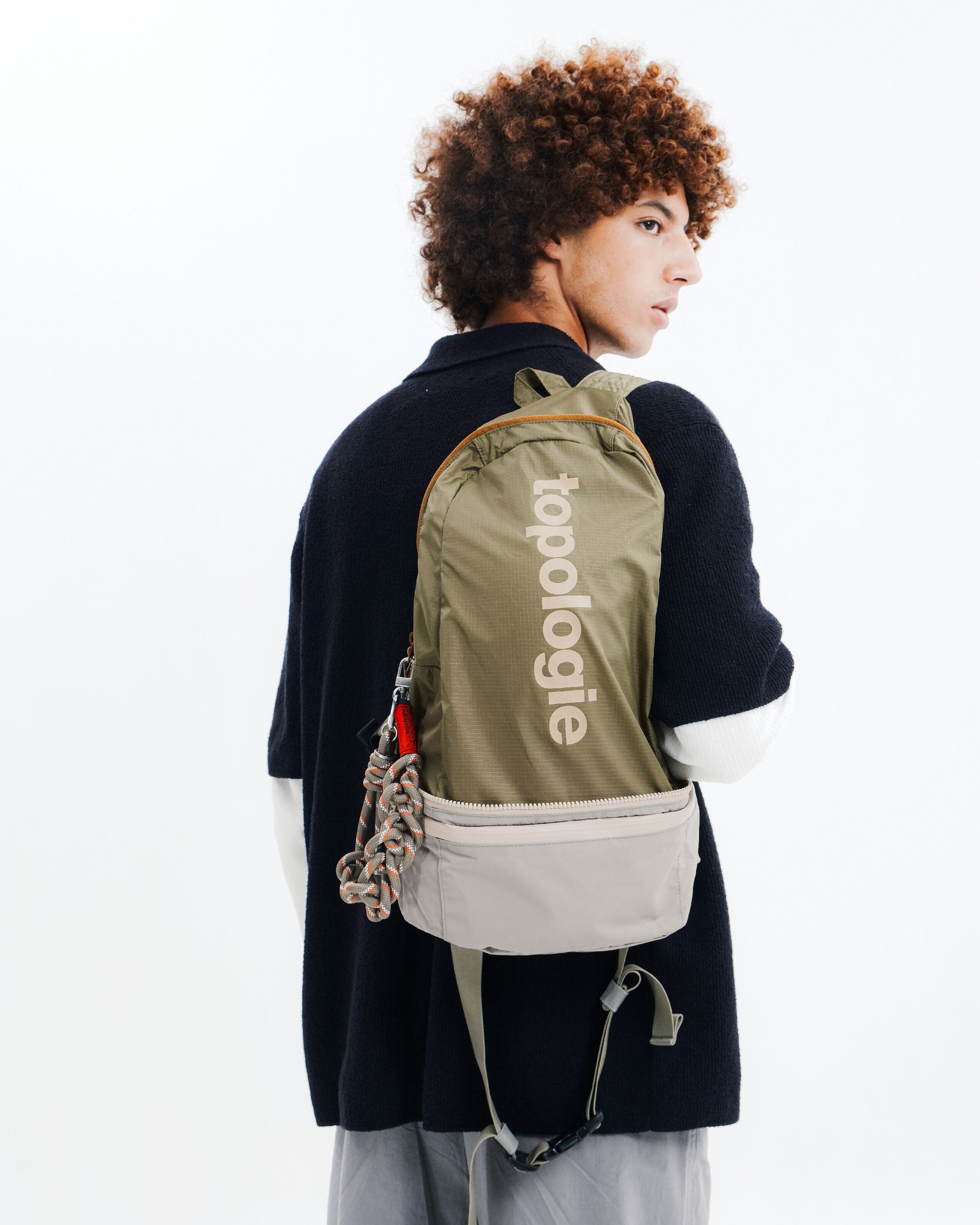 Convert Daypack（コンバート デイパック）