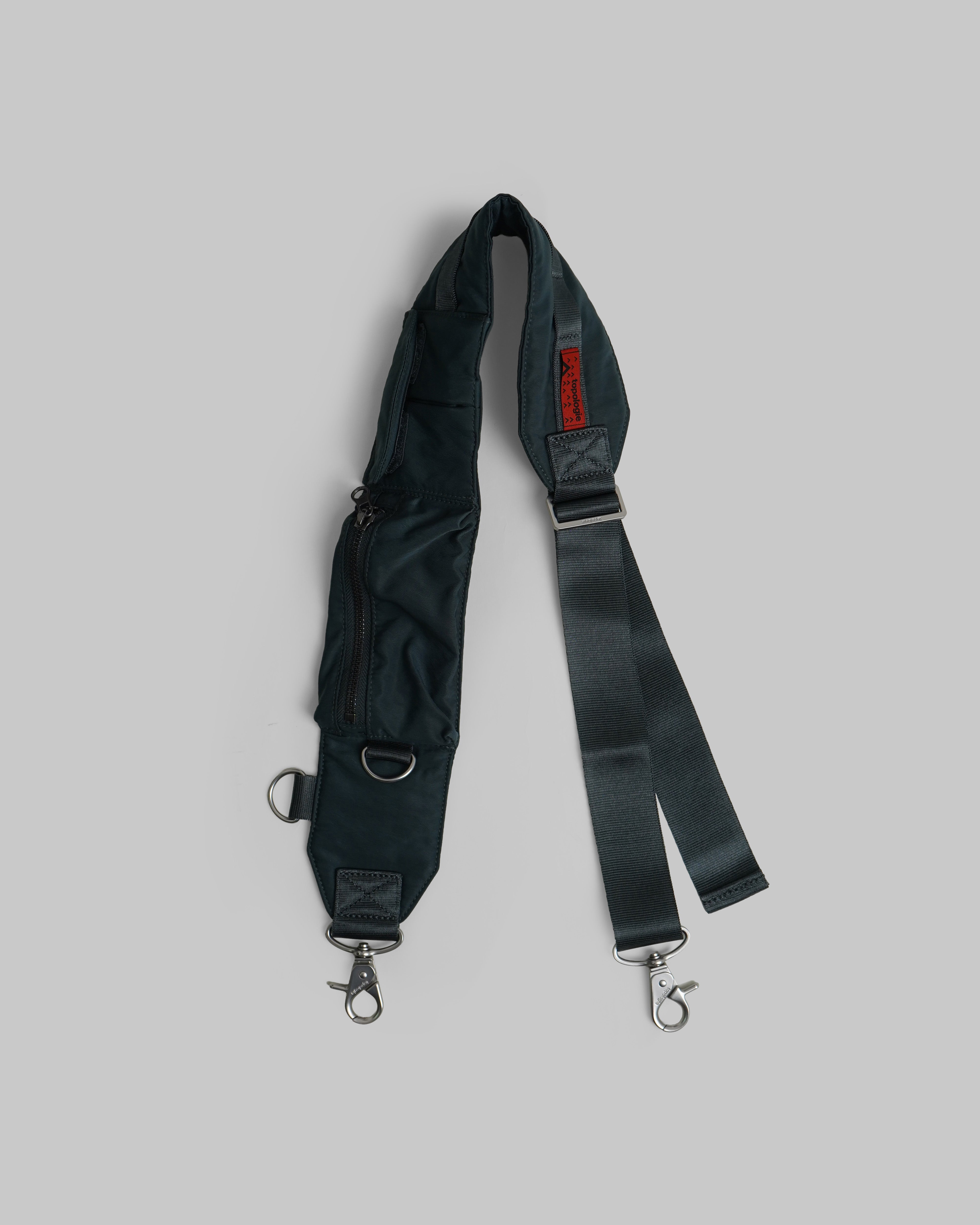 Bomber Strap（ボンバー ストラップ）