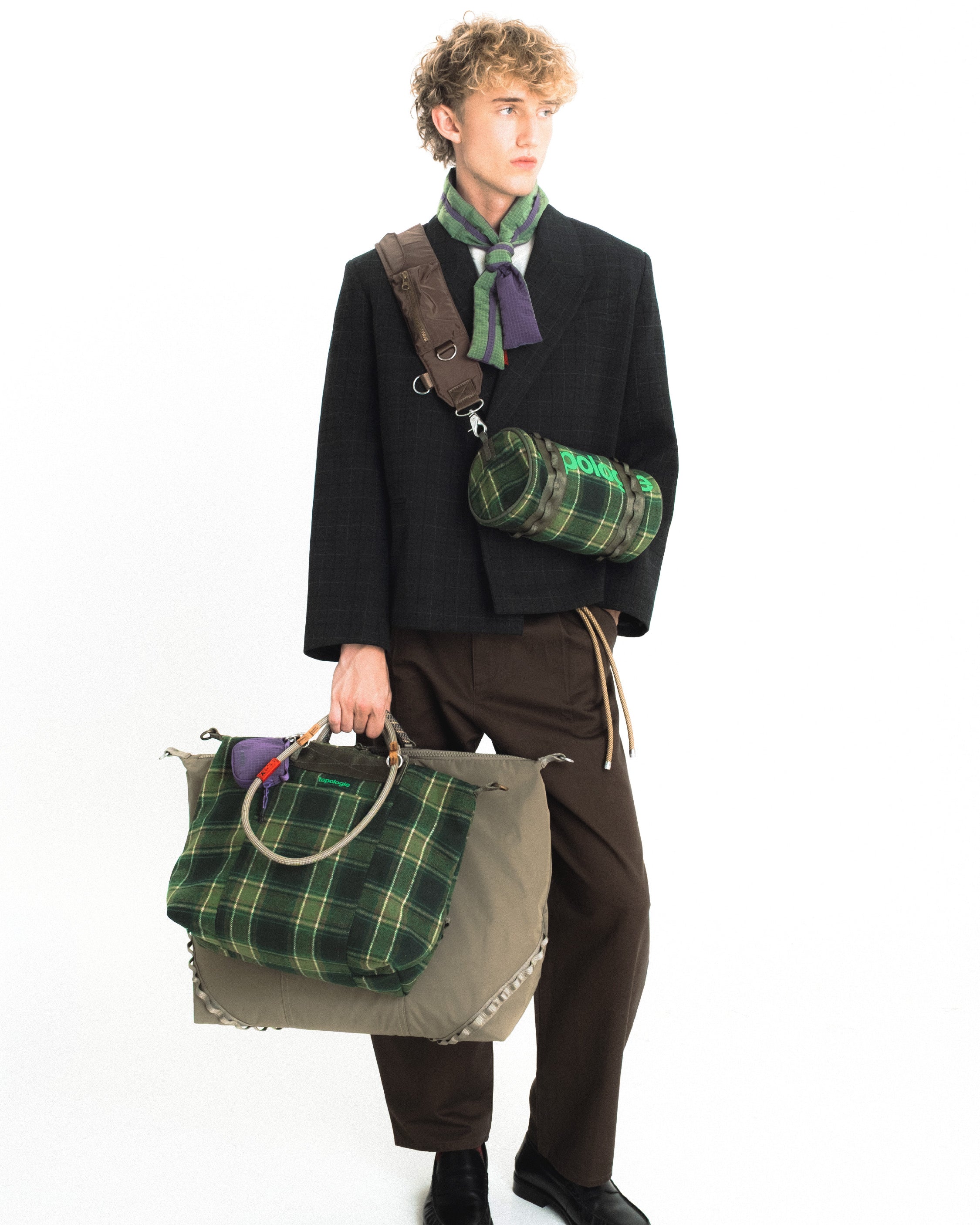 Explorer Tote Weekender（エクスプロア トート ウィークエンダー）
