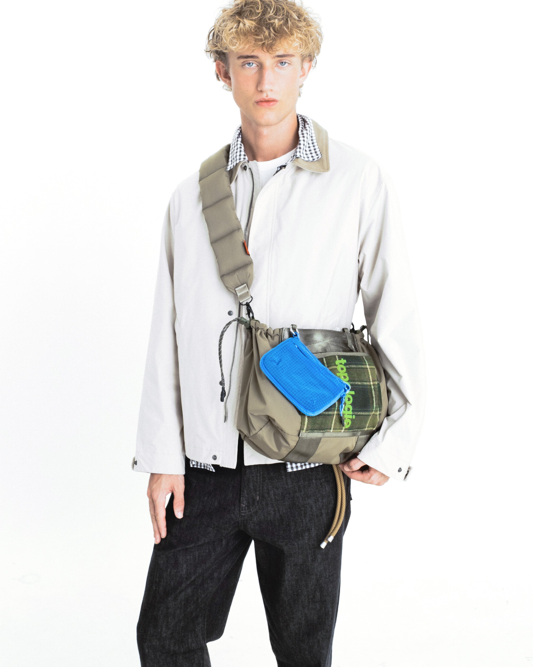 Summit Tote Wide Medium（サミット トート ワイド ミディアム）