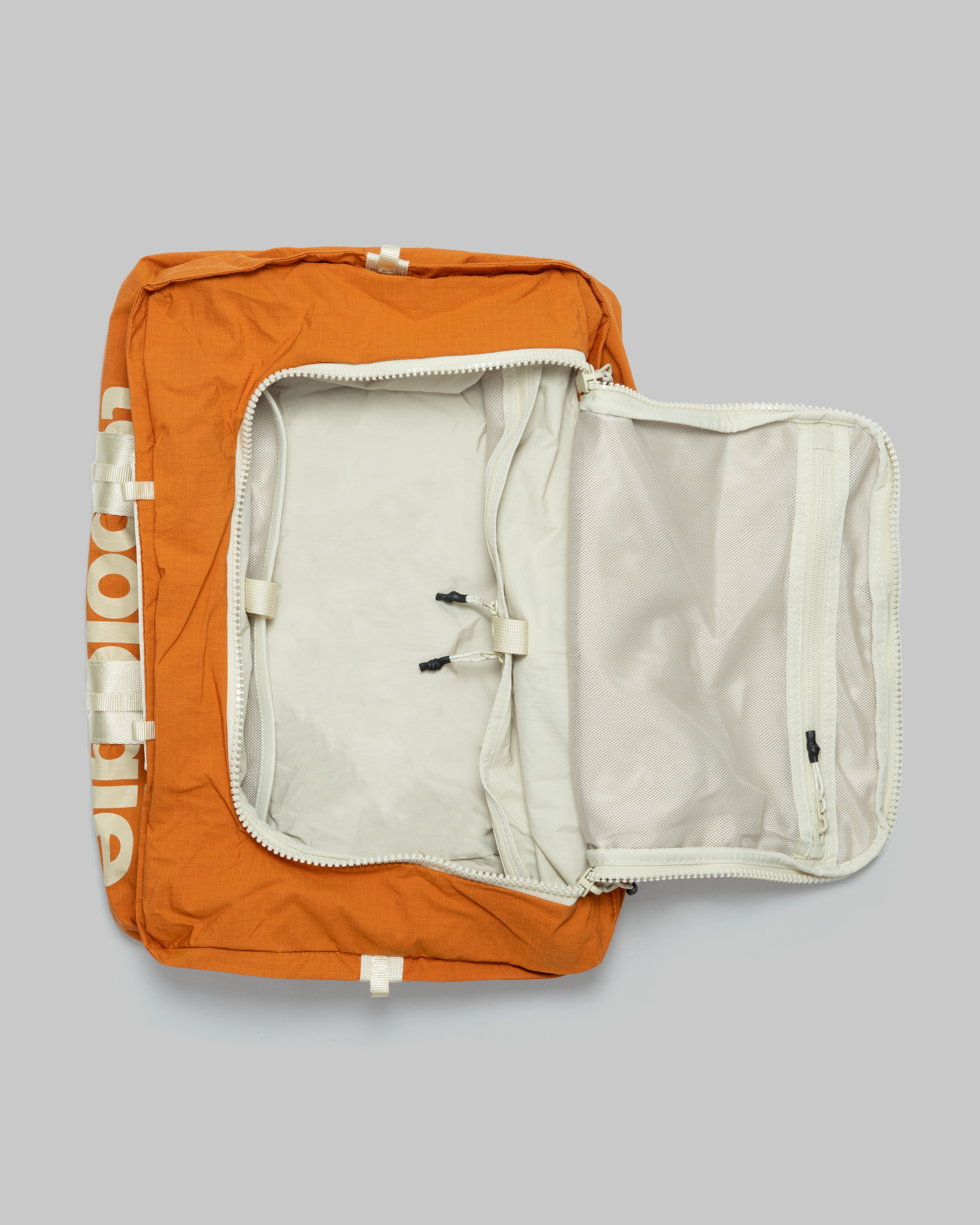 Summit Duffle Medium（サミット ダッフル ミディアム）