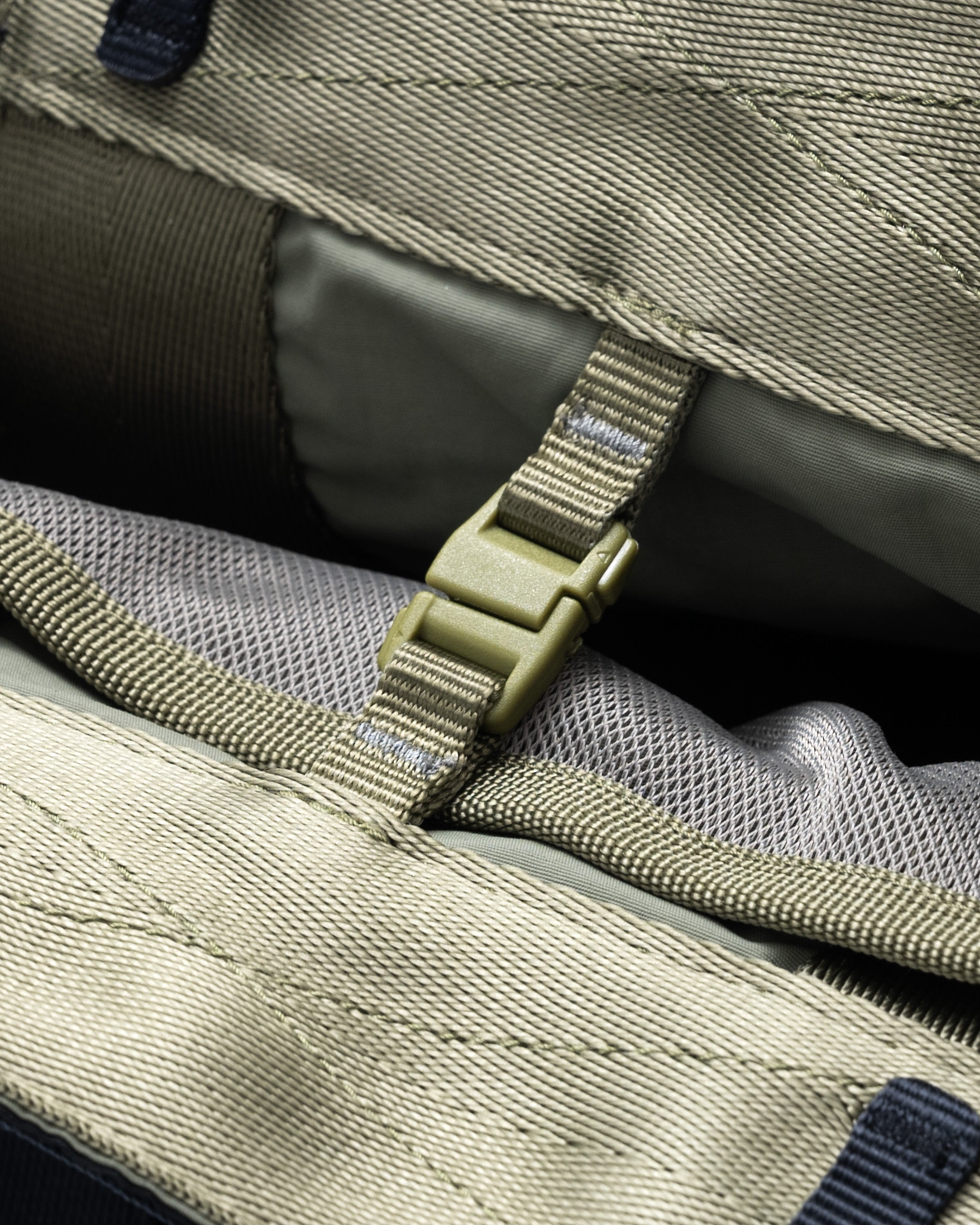 Summit Tote Small（サミット トート スモール）