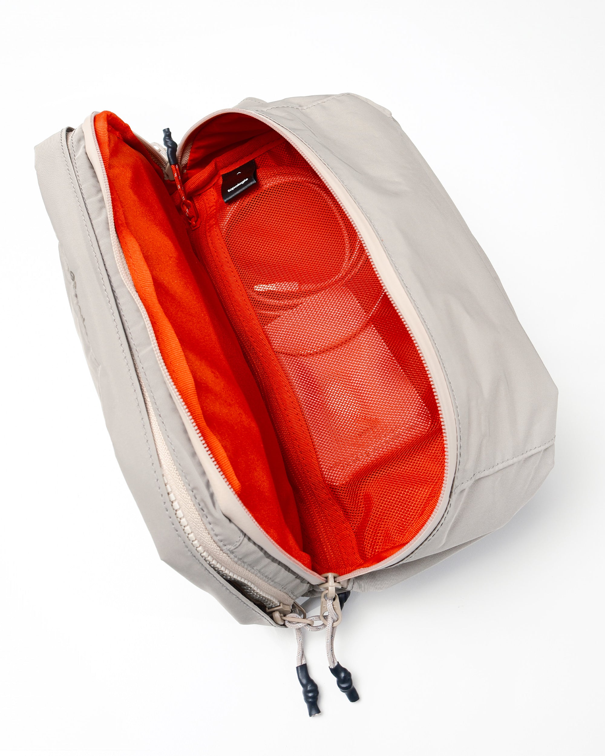 Convert Daypack（コンバート デイパック）