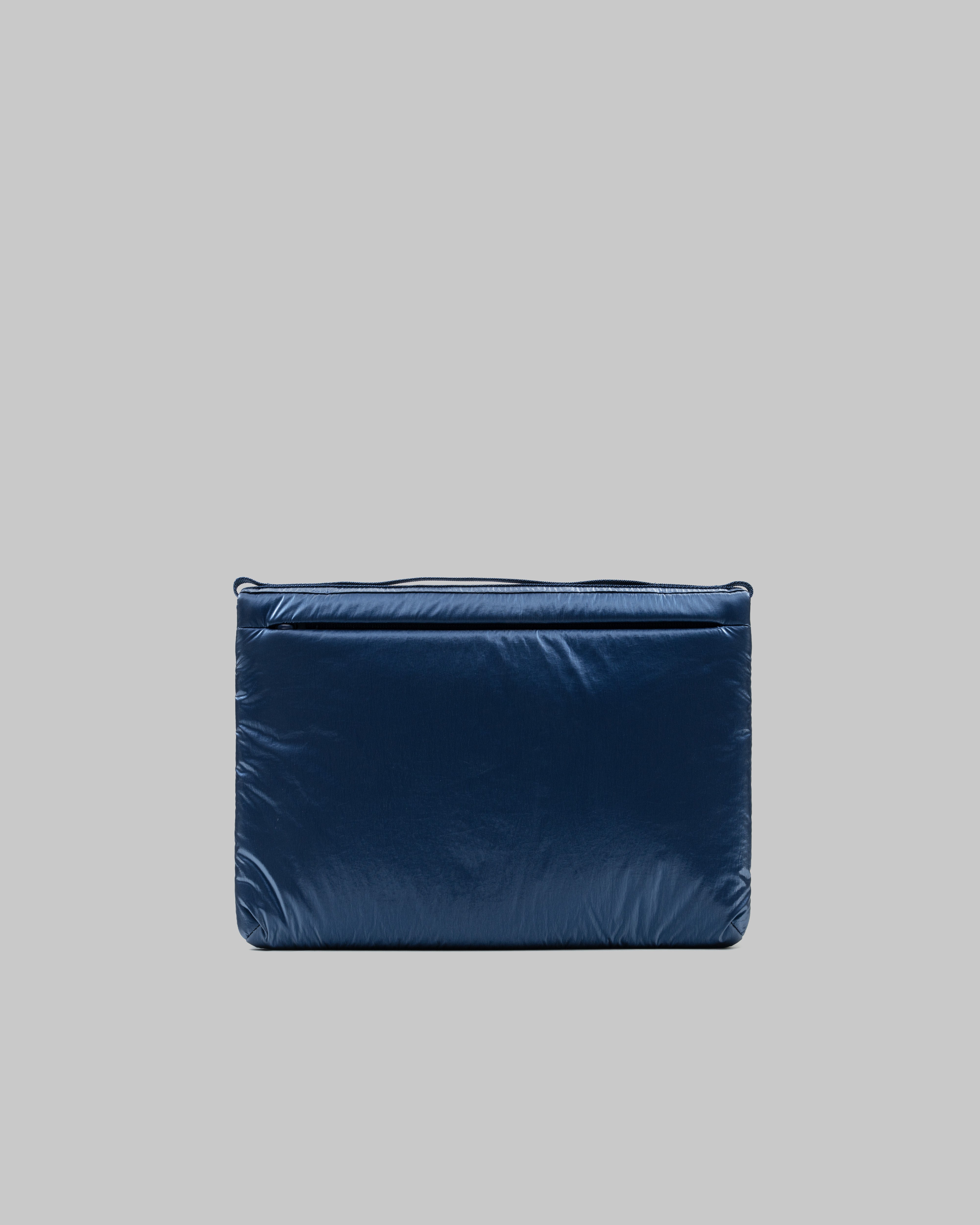 Flat Sacoche Large（フラット サコッシュ ラージ）