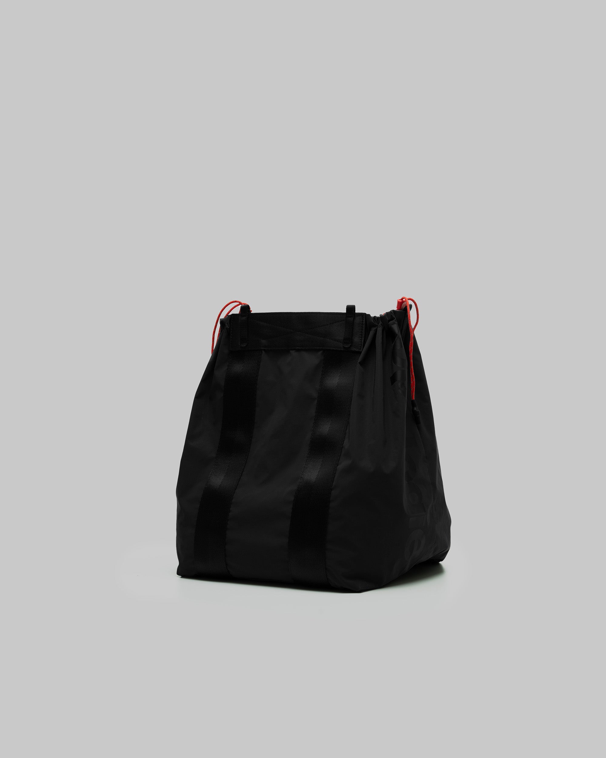 Summit Tote Medium（サミットトート ミディアム）